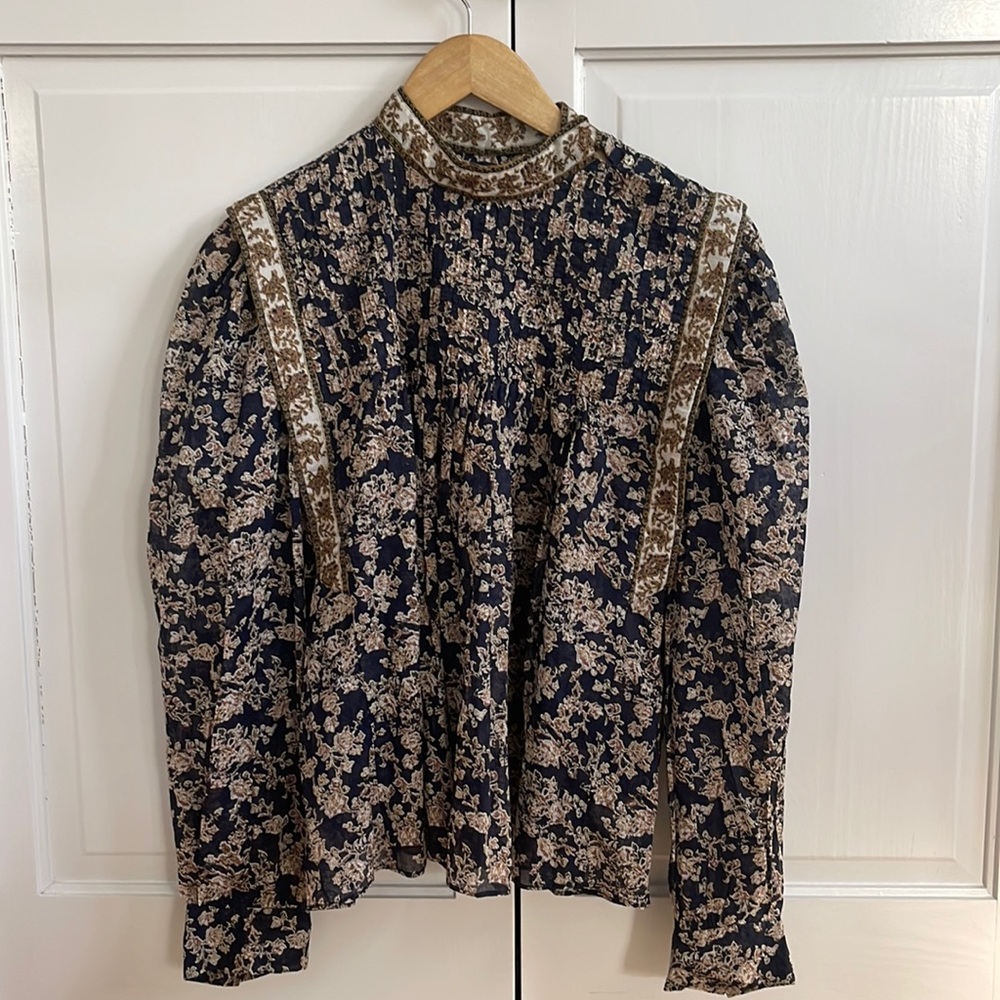 Beautiful brand new never worn Isabel Marant top. Navy with beige flowers